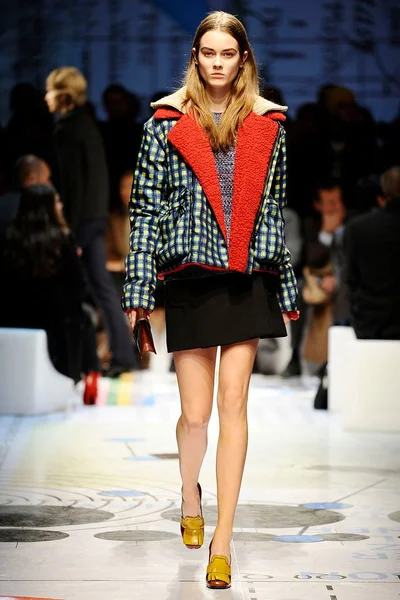 Look 35